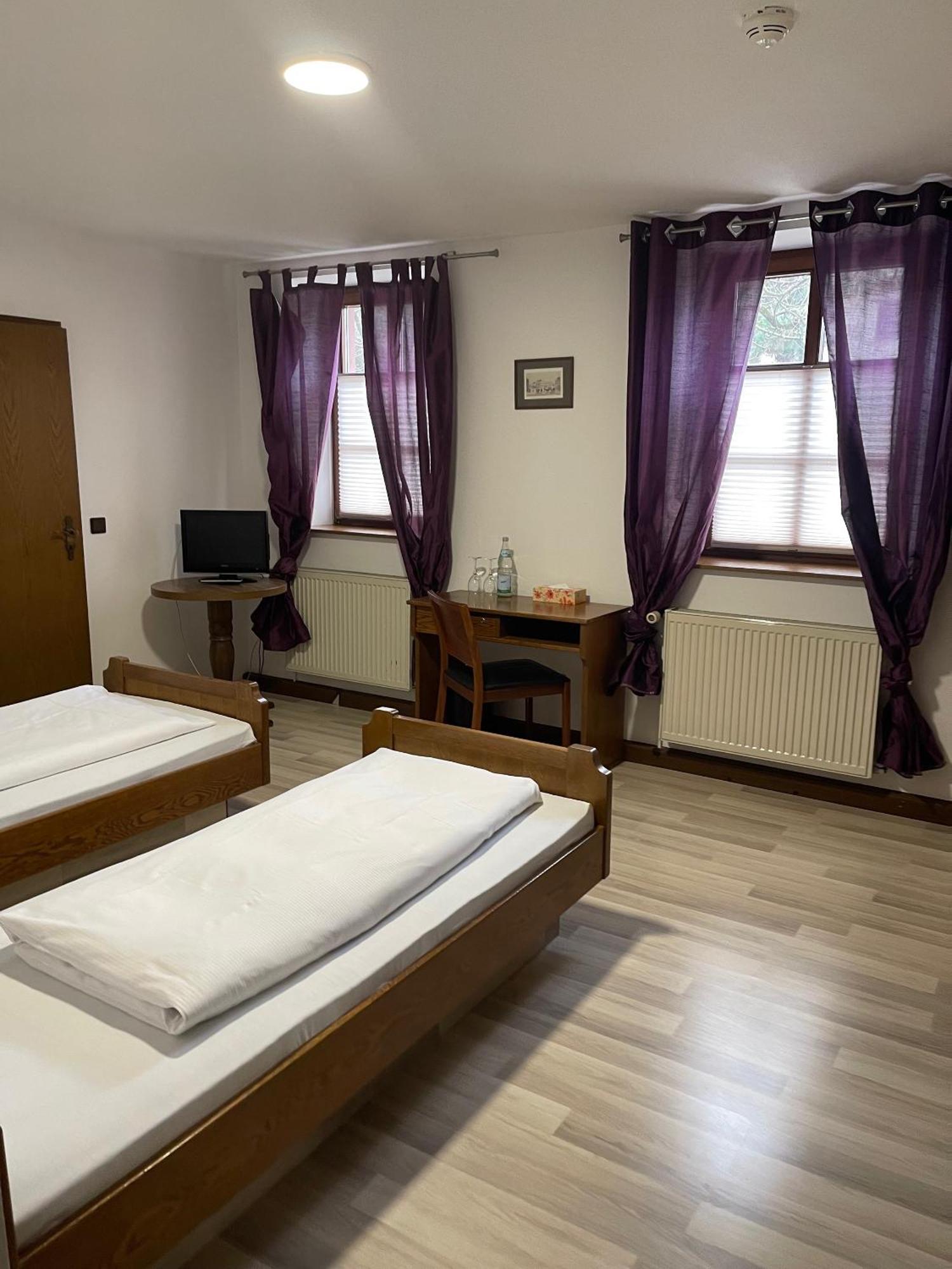Landhotel Sickinger Hof Walldorf  Exterior foto